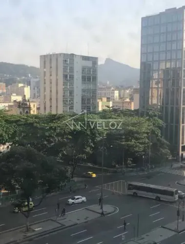 Sala : / Comercial / Centro