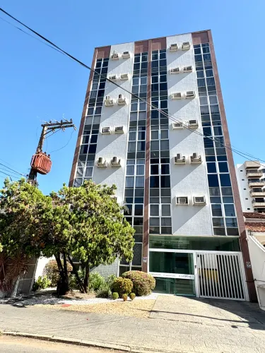 Sala Comercial na Rua Barão Da Lagoa Dourada !!!