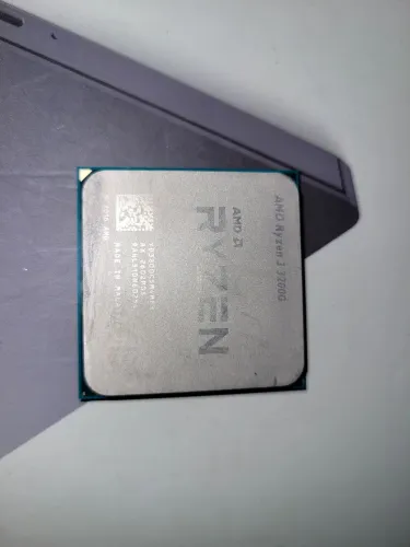 Ryzen 3 3200G Novo, Processador AMD, Vem Com Cooler Original, AM4 - Aceito Trocas