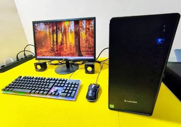 Pc Completo Intel Core i3-4360 8gb Ram Ssd 240 com Tela 22 
