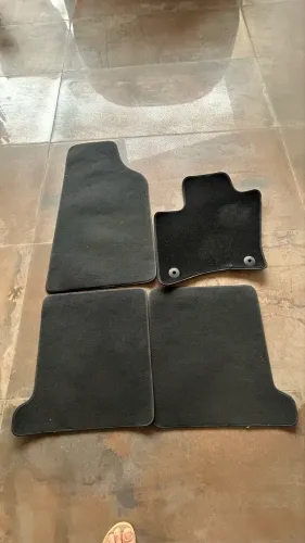 Tapete de luxo para Fiat toro