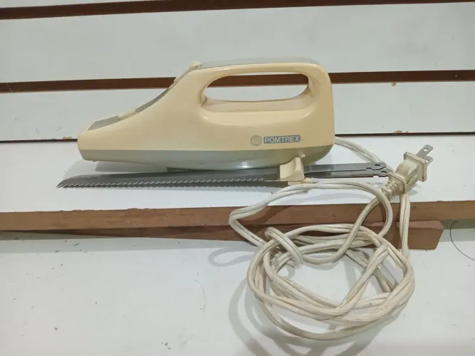 Faca elétrica Pomtrex 110V