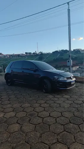 Volkswagen Golf Comfortline 1.4 TSI 140cv Mec. 2015