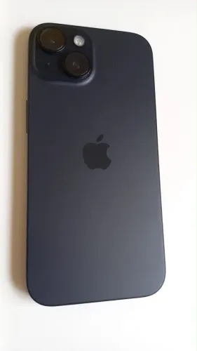 iPhone 15 256 gb bateria 91%