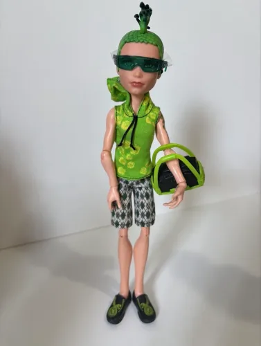 Boneco monster high deuce gorgon