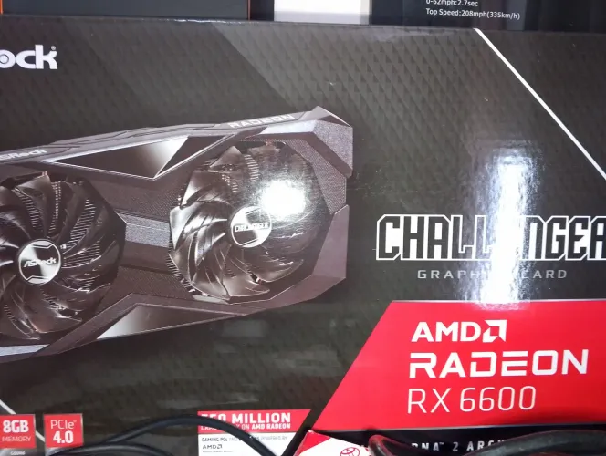 Placa de Vídeo ASRock AMD Radeon RX 6600 8GB - Completa na Caixa