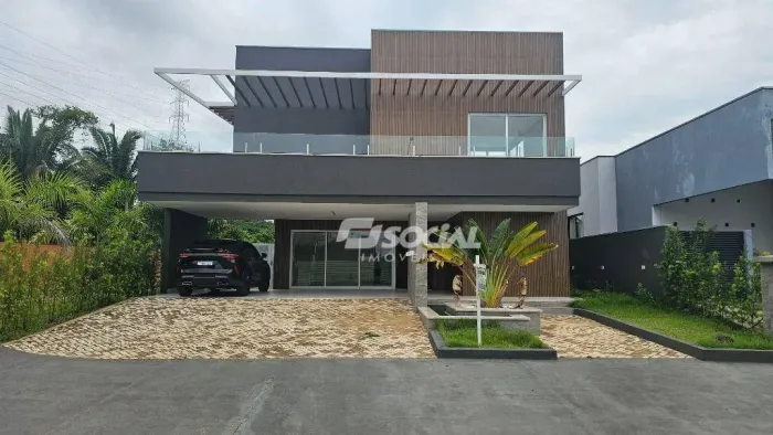 Sobrado com 4 dormitórios à venda, 429 m² por R$ 2.150.000,00 - Aeroclube - Porto Velho/RO