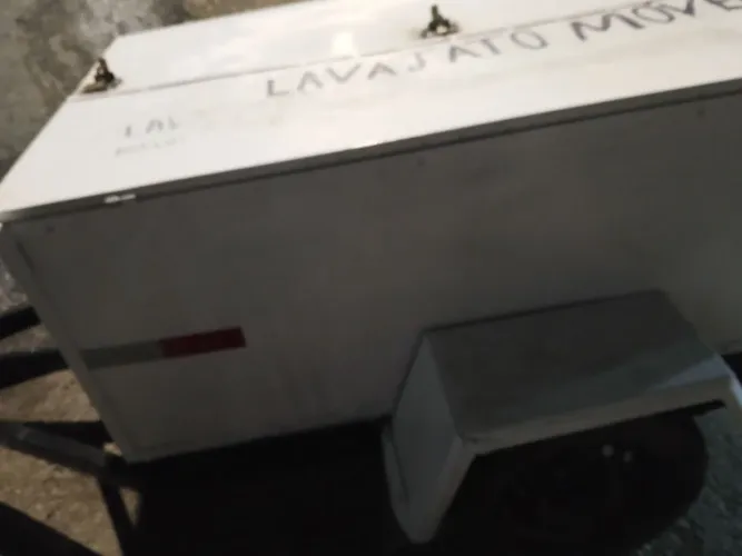 Vendo Carretinha bau