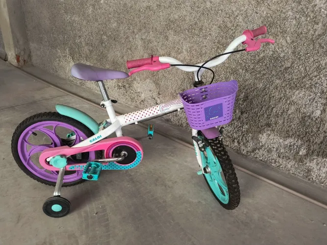 Vendo bicicleta infantil Nova