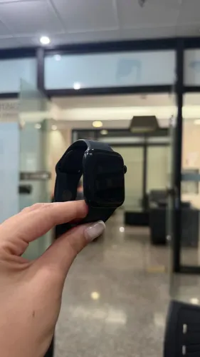 Apple Watch seminovo SE 2°G 44 MM Preto GPS + CEL