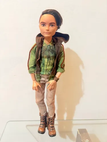 boneco Hunter Huntsman Ever After High Mattel