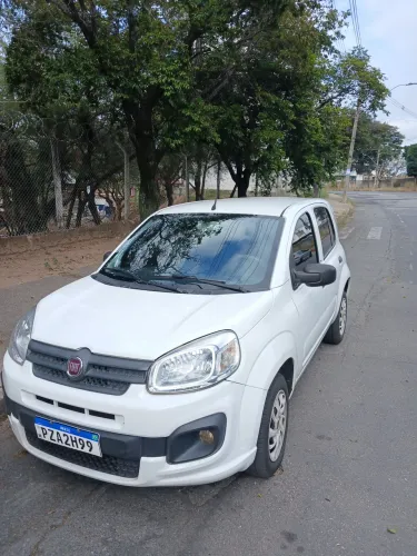 Fiat Uno Attractive 1.0 Flex 6V 5P 2017