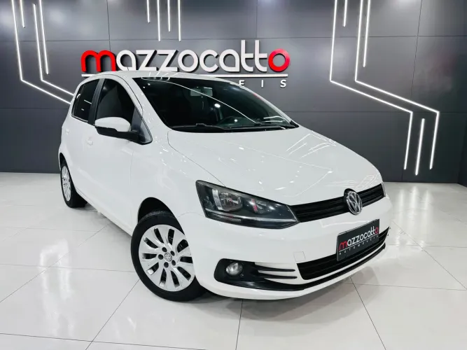 Volkswagen Fox Trendline 1.0 Flex 8V 5P 2015