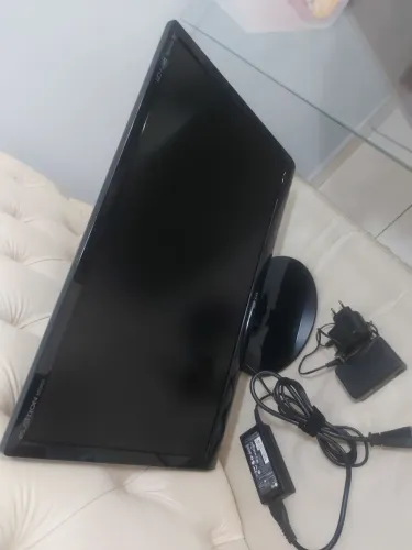 Monitor /TV LG Flatron full HD com aquário tv