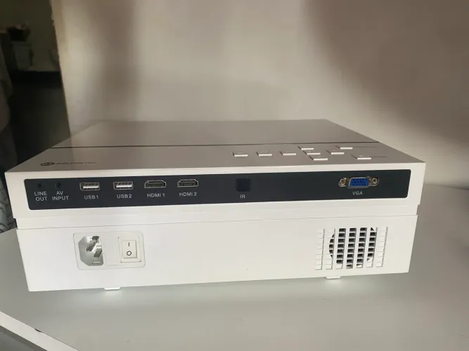 PROJETOR GOLDENTEC GT3500 FULL HD - EXCELENTE ESTADO
