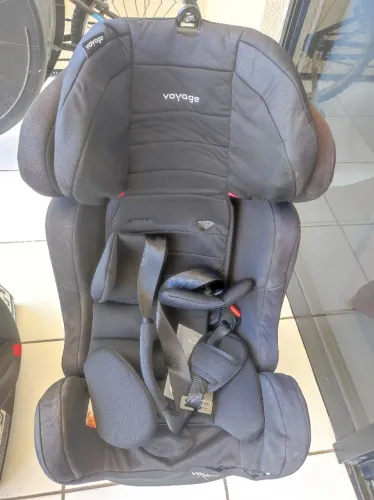 Cadeira de carro infantil Legacy Voyage 0 à 36kg Preto