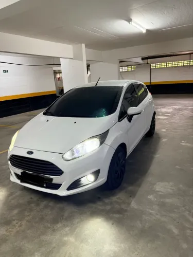Ford Fiesta 1.5 16V Flex Mec. 5P 2014