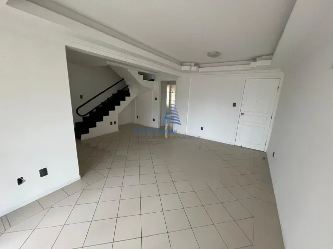 Apartamento Cobertura Duplex em Trindade, Florianópolis/SC
