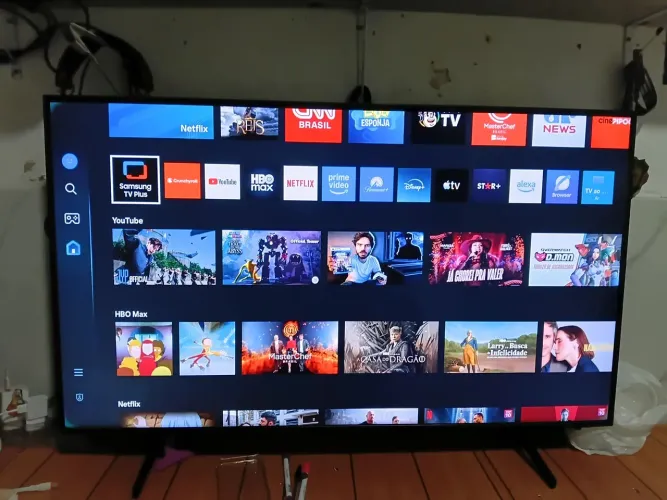 Smart tv Samsung Crystal UHD 4k de 43 polegadas