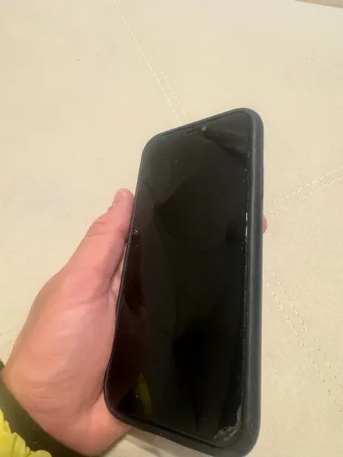 Celular IPhone XR 128G Usado