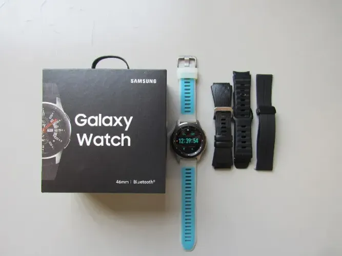 Galaxy Watch (SM-R800) em excepcional estado!! + 4 pulseiras