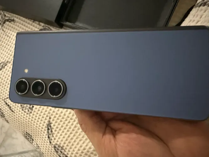 Vendo telefone Galay Z Fold5 512 GB cor azul