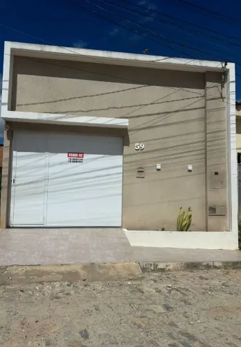 Casa a venda em Lagarto na rua radialista João de jesus costa, no loiola