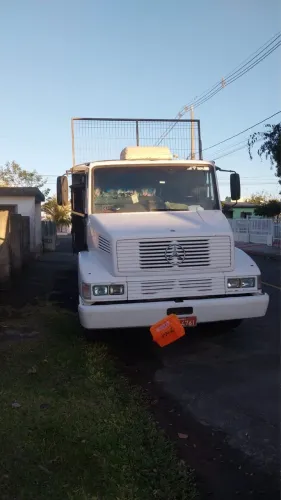 Mercedes-Benz 1618 Reduzido - Ano 1995