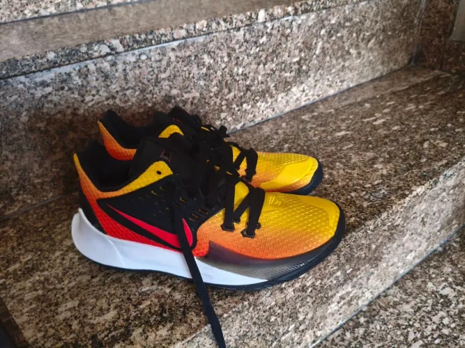 Tênis Nike Kyrie Low 2 Masculino