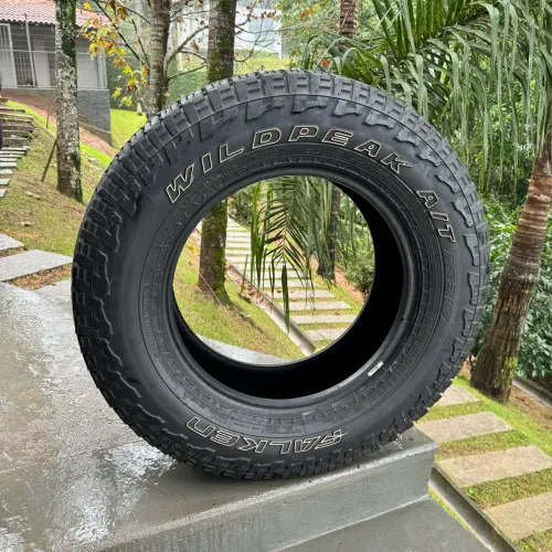 Pneu RAM 1500 275 65 R18