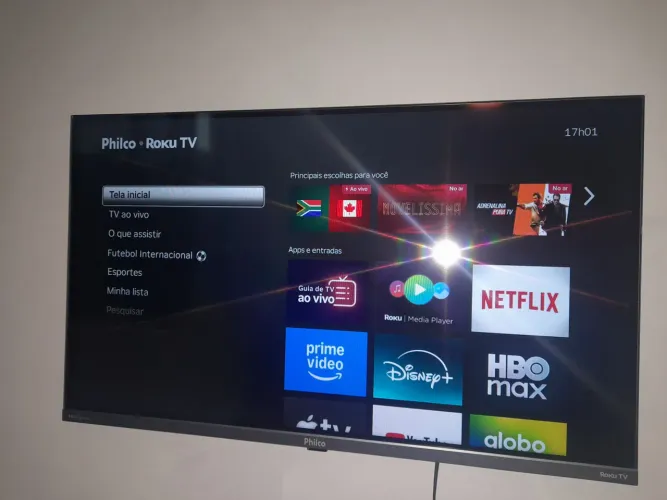 Televisão smat  plilco pouco usada  32 polegadas 