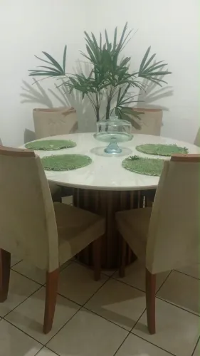 Mesa de 6 cadeiras
