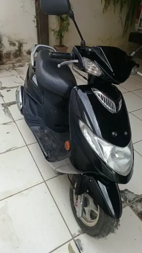 Suzuki Burgman AN 125