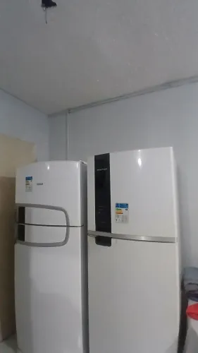 Geladeira 2 consul e uma brastemp