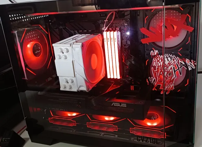 PC GAMER COMPLETO RYZEN 5 5500X3D + RX 9060 XT + 32GB RAM 