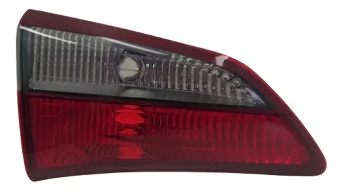 Lanterna Tampa Esquerda Hb20 Hatch Fume 2013 2019