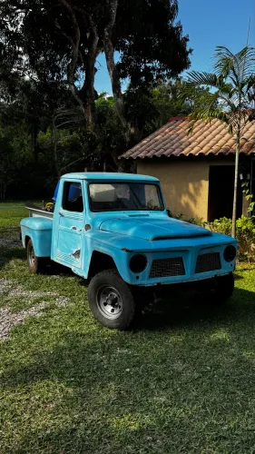 Ford F-75 4X2 2.6 V12 1979