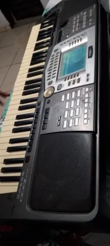 Teclado musical psr 1000