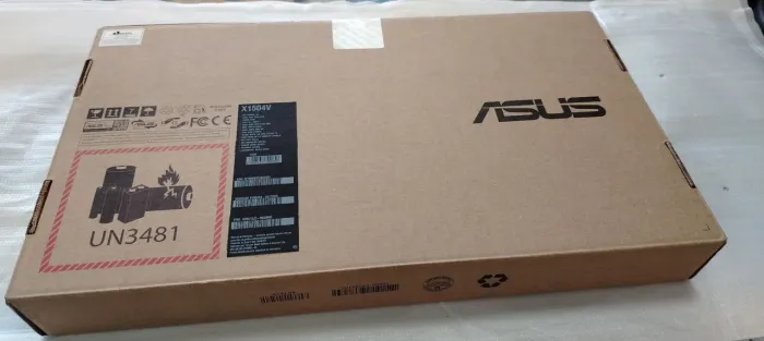 Notebook Asus Vivobook 15 i5 13ª Ger 8GB SSD - Lacrado (1 Ano Garantia)