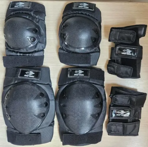 Kit de Proteção para Skate com Joelheira, Cotoveleira e Luvas Mormaii