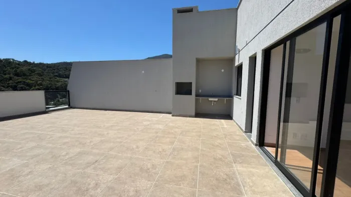 Cobertura para Venda em Teresópolis, Várzea, 2 dormitórios, 1 suíte, 2 banheiros, 1 vaga