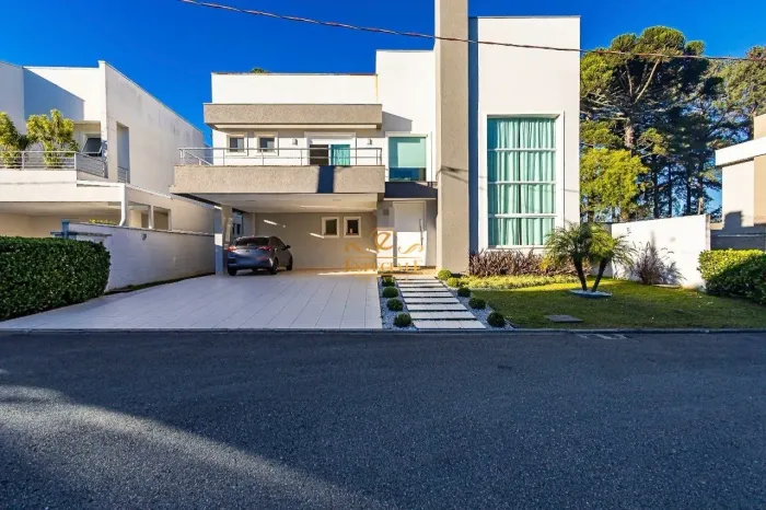 CASA MOBILIADA PARA LOCAÇÃO EM CONDOMÍNIO FECHADO EM SANTA FELICIDADE| 3 SUÍTES E 4 VAGAS
