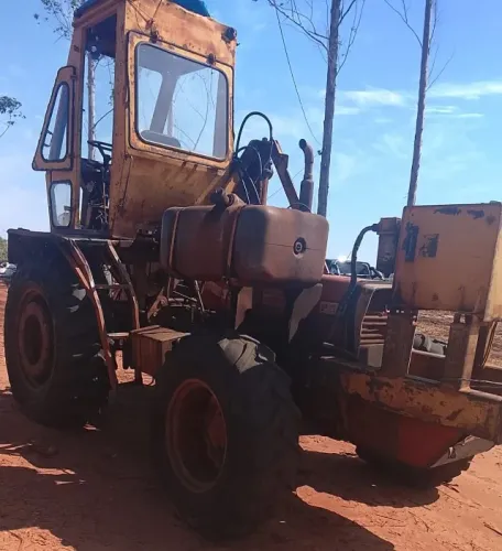 TRATOR MOTOCANA ANO 1999