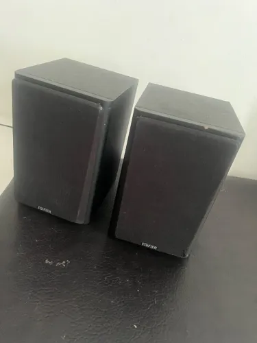 Monitores de áudio edifier
