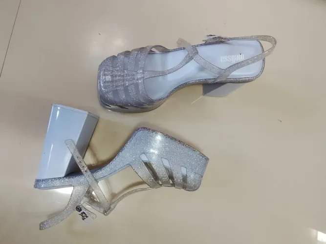 Melissa original tamanho 36 com glitter