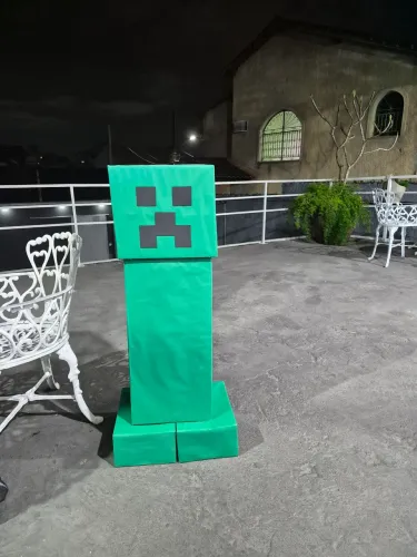Boneco de festa Minecraft
