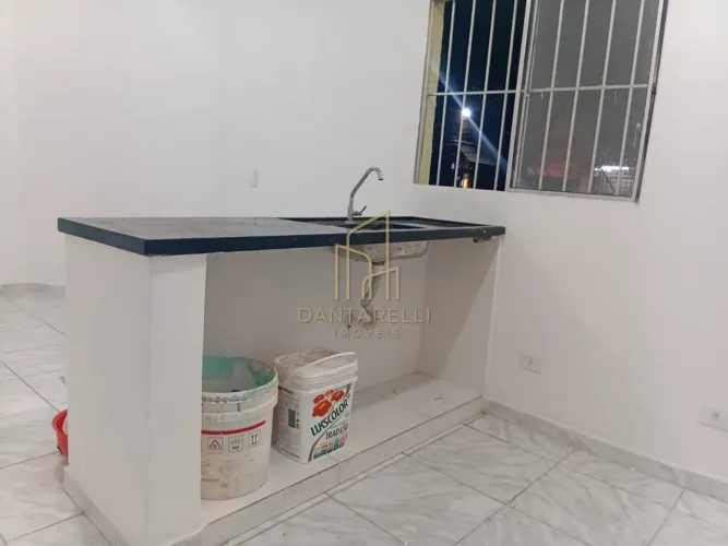 CASA PARA LOCAÇÃO 2 DORMITORIOS NA VILA LIVIEIRO