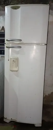 Geladeira barata.