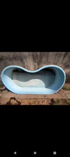 Piscina fibra usada 
