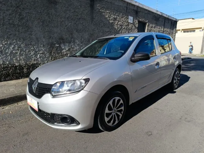 Renault Sandero Auth. Plus Hi-power 1.0 16V 5P 2016